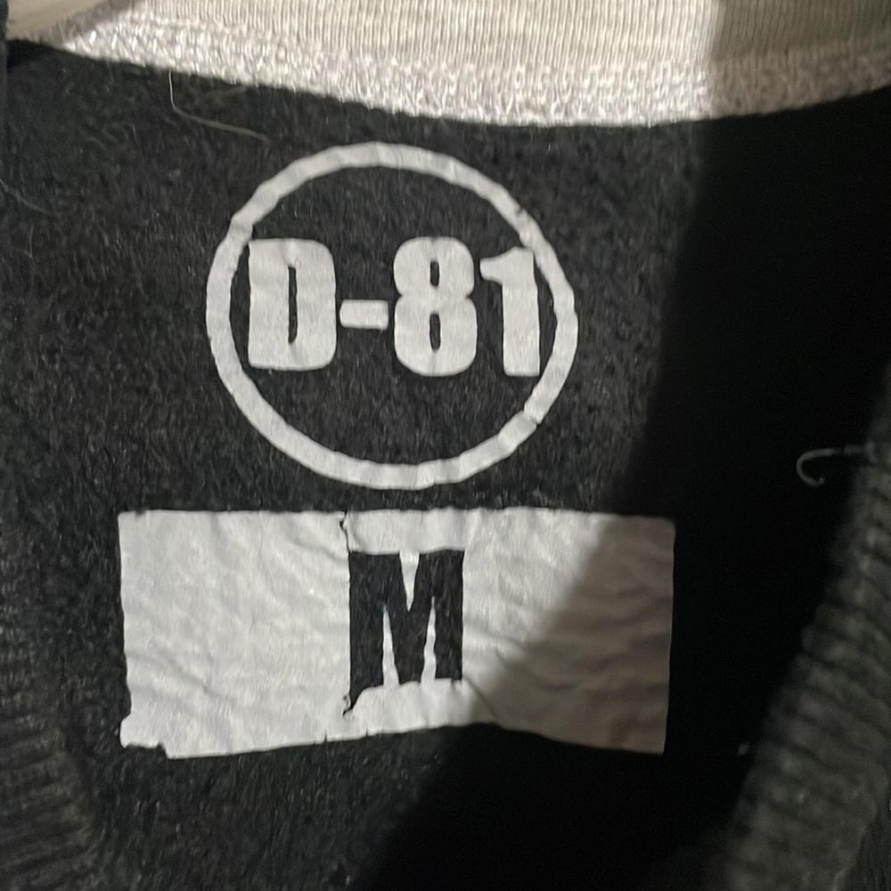 Sweatshirt - Picture 4 of 5